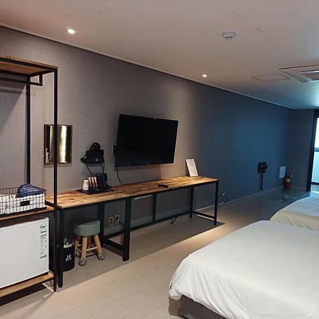 Tongyeong Bridge Hotel Exterior foto